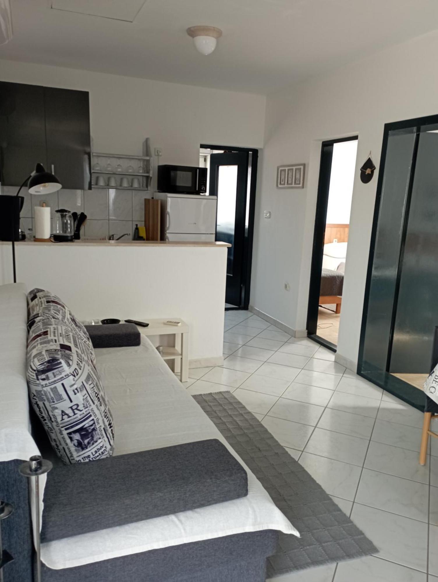 Apartments Frigan Maslenica Exteriér fotografie
